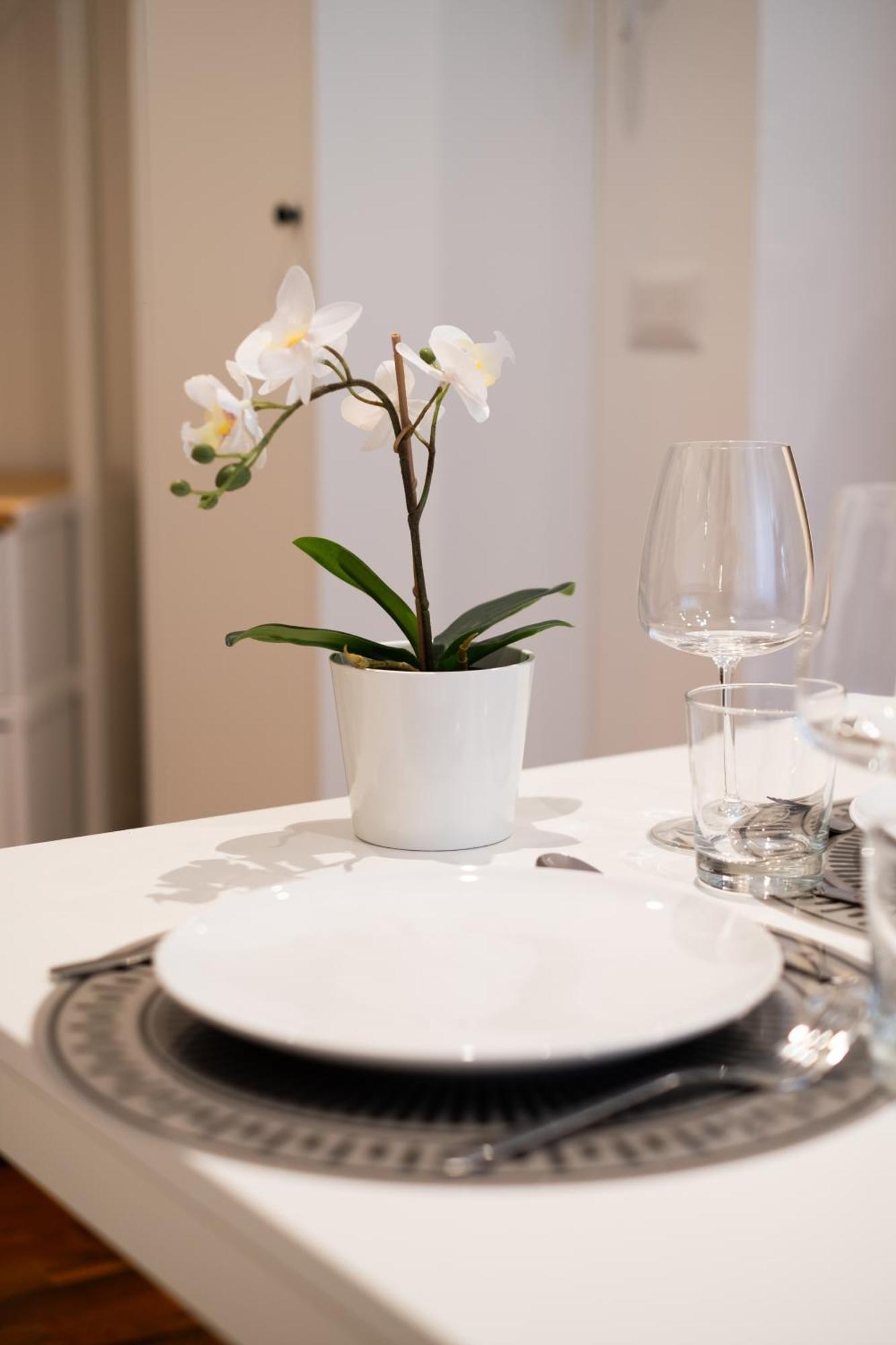The Apulian Loft Bari - Via Celentano Apartment Luaran gambar